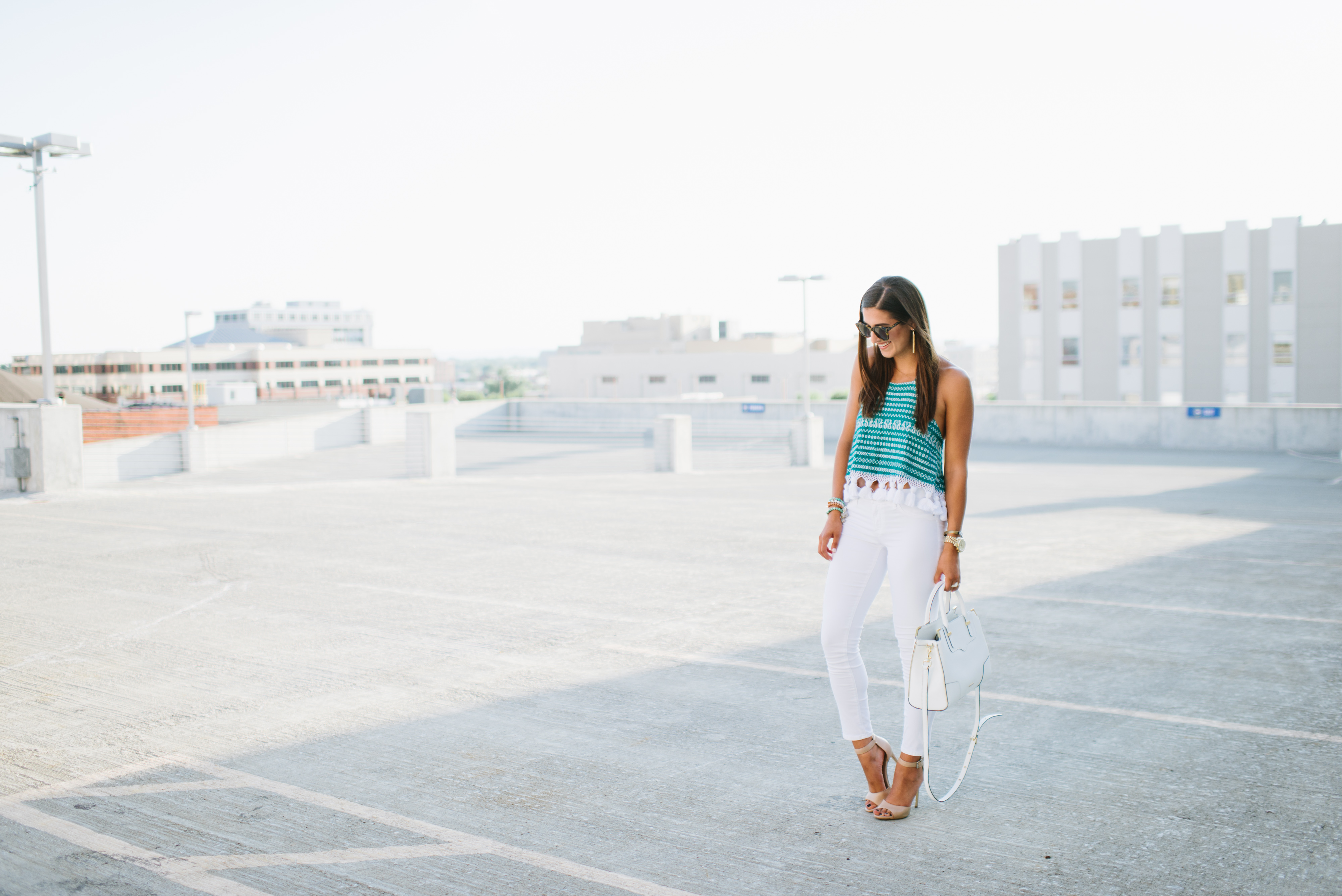 summer pom top // a southern drawl