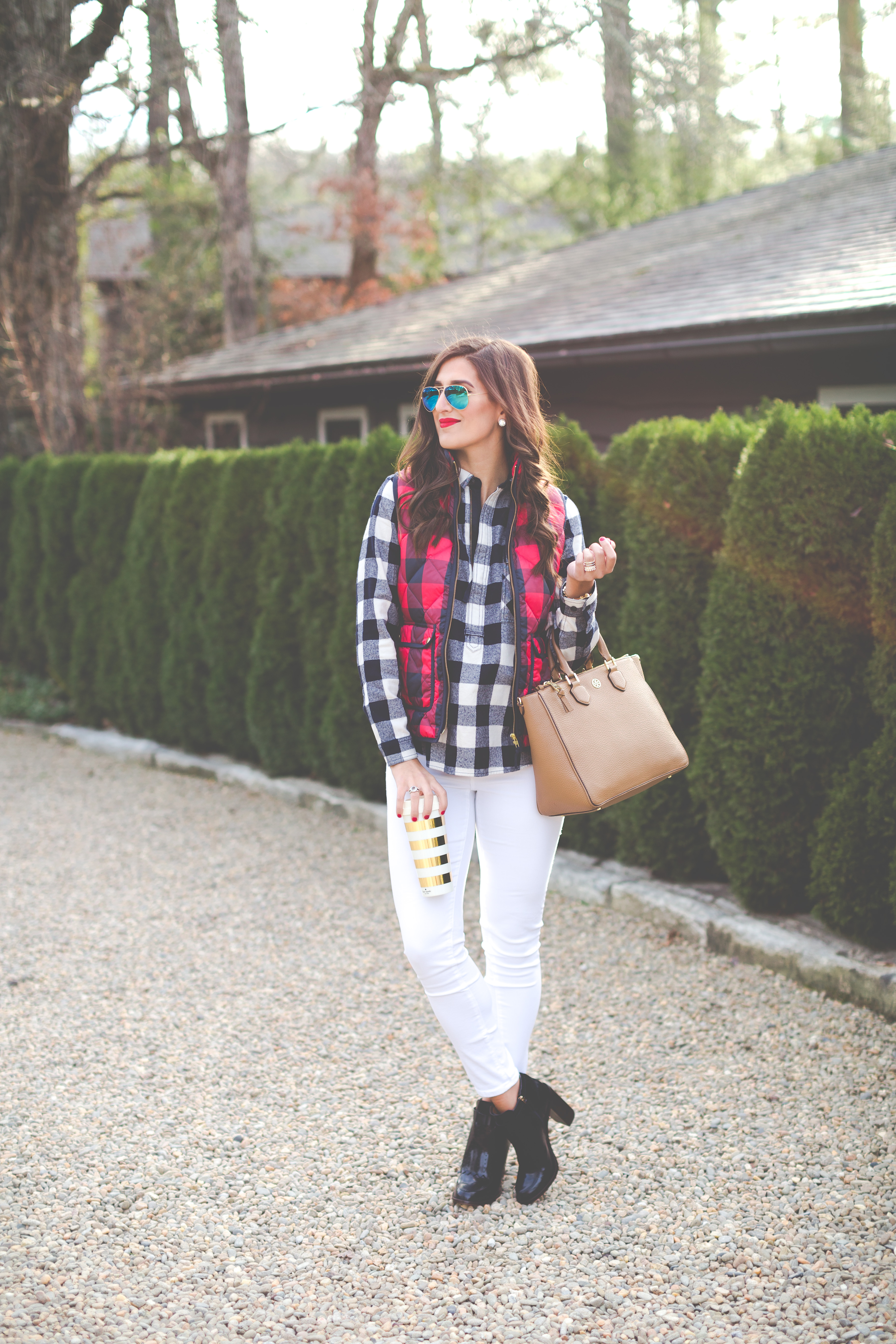 buffalo plaid shirt jacket, buffalo plaid excursion vest, check excursion vest, quilted vest, kate spade thermal mug, holiday look, holiday outfit ideas, preppy holiday outfits // grace wainwright from a southern drawl