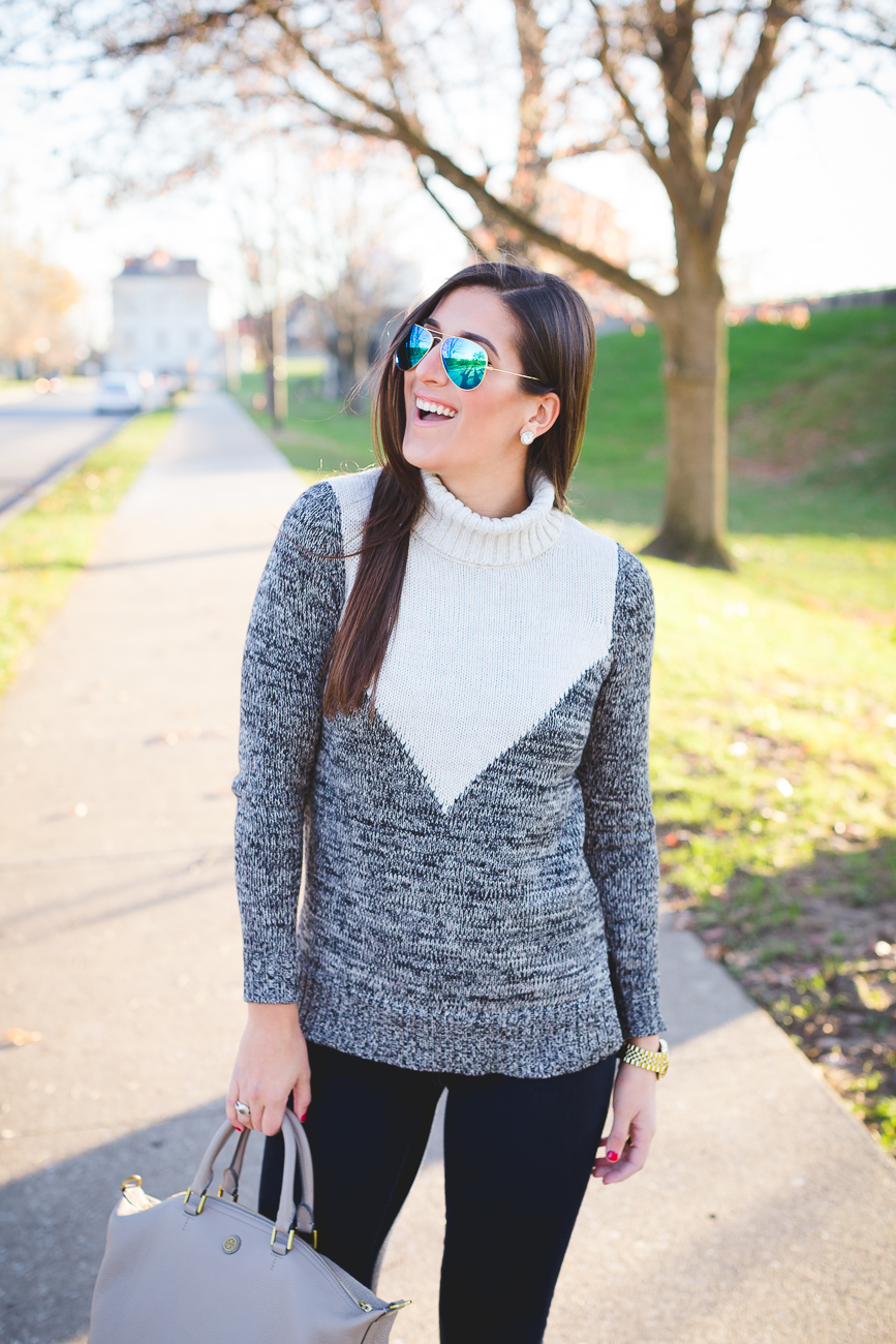 lilla p turtleneck, chunky turtleneck, chunky knit, zella leggings, green matte hunter boots, wellies, tour packable hunter boots, ray ban mirror aviators, tory burch slouchy satchel // grace wainwright from a southern drawl