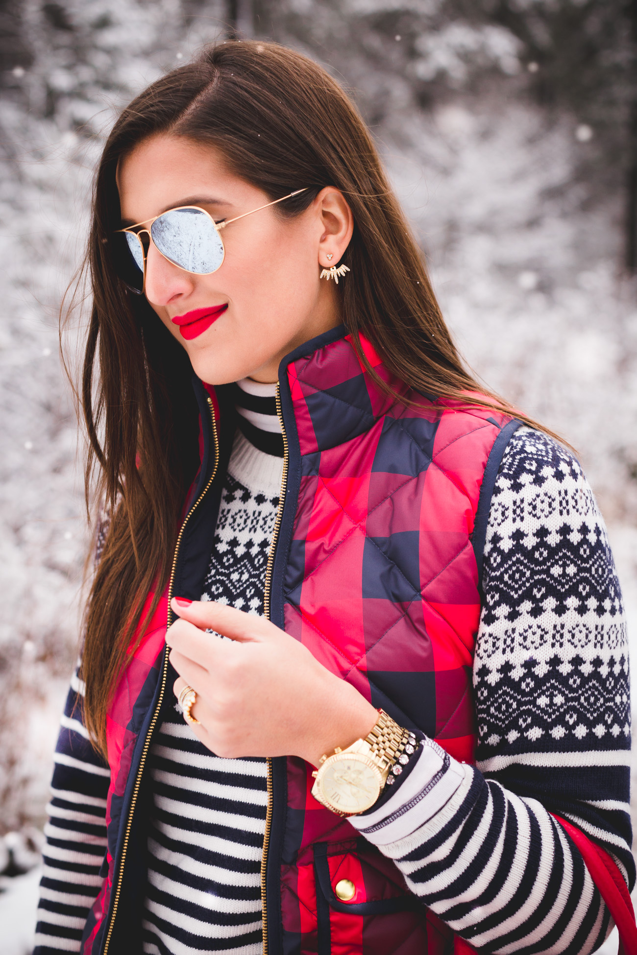 buffalo check vest, buffalo plaid quilted vest, excursion vest, red hunter boots, tour packable boots, new england winter, snow photoshoot, snow new england, snow outfit, holiday outfit, holiday outfit ideas, holiday fashion, holiday style // grace wainwright from a southern drawl