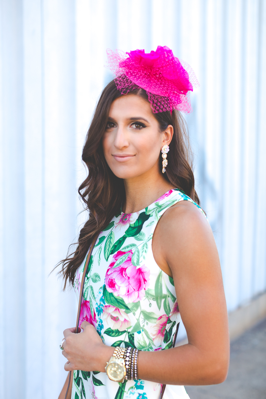 floral shift dress, kentucky derby hat, floral fascinator, spring floral dress, floral fit and flare dress, tory burch foldover crossbody bag, kentucky derby outfit, what to wear to the kentucky derby, kentucky oaks, pink fascinator, wedding guest outfit, eliza j dress, preppy outfit ideas, preppy fashion, spring dress, spring fashion, preppy spring outfit, preppy spring fashion, preppy spring dress, large monogram necklace, kentucky derby attire // grace wainwright a southern drawl