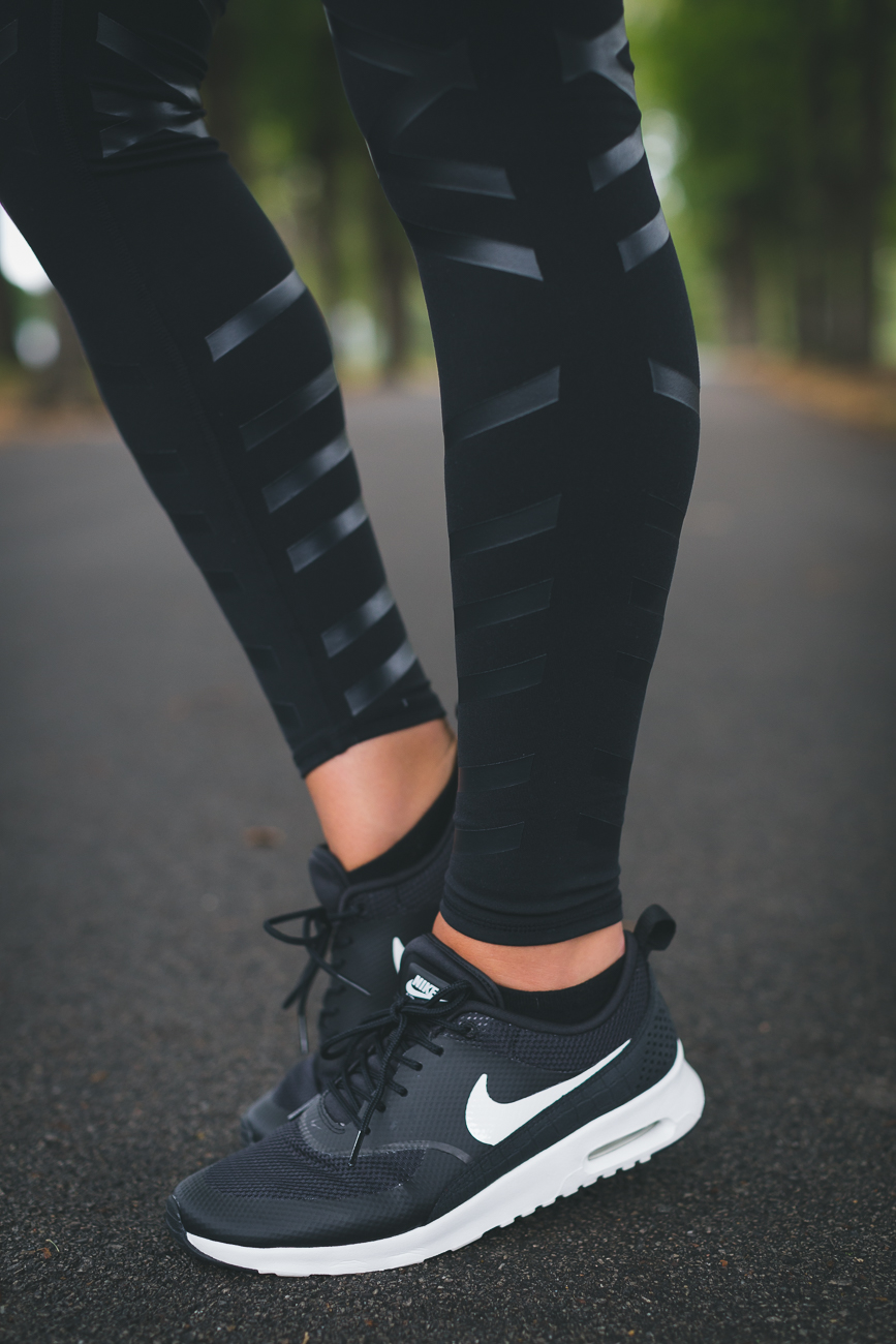 free people funnel neck vest, free people activewear, free people movement, free people leggings, alo yoga leggings, alo airbrushed leggings, nike air max thea, a southern drawl workouts, weekly workout routine, weekly workouts, weekly exercises, polar a360 watch, cute activewear, cute workout outfit, running routine, girl gains, fitness inspiration, nike fitspo, athleisure, nike athleisure outfit // grace wainwright a southern drawl