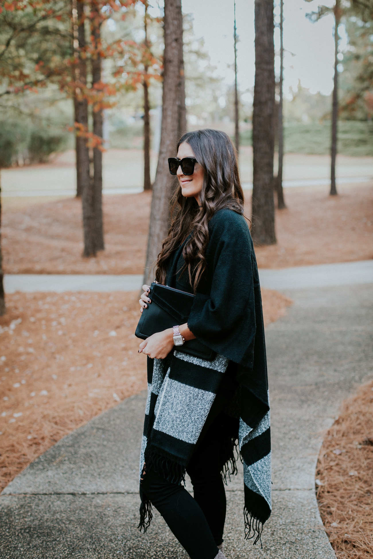 sole society holiday gift guide, sole society sale, sole society gift boxes, sole society poncho, gift sets for her, winter booties, friendsgiving outfit // grace wainwright a southern drawl