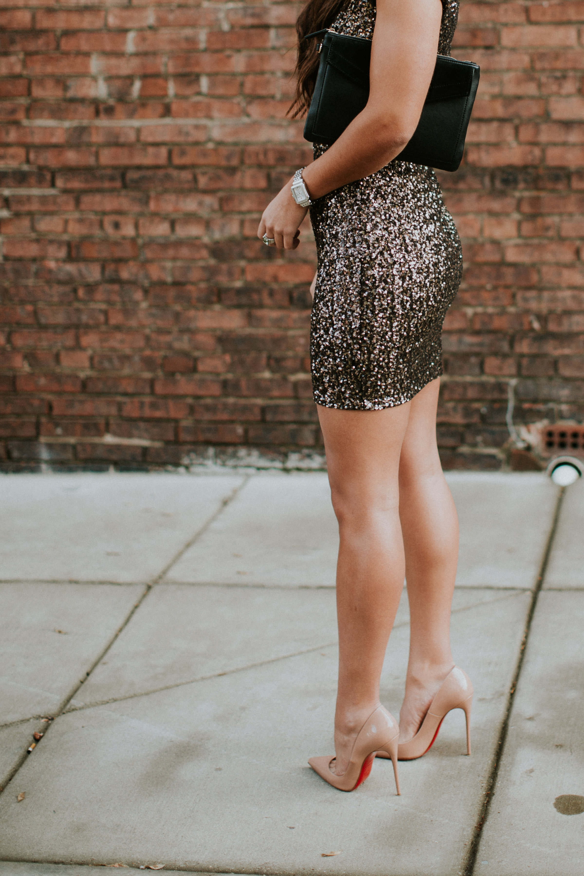 gold sequin dress, new years outfit, new years sequin dress, new years eve outfit, sequin mini dress, holiday sequin dress, sequin cocktail dress, holiday style, christmas cocktail party outfit // grace wainwright a southern drawl
