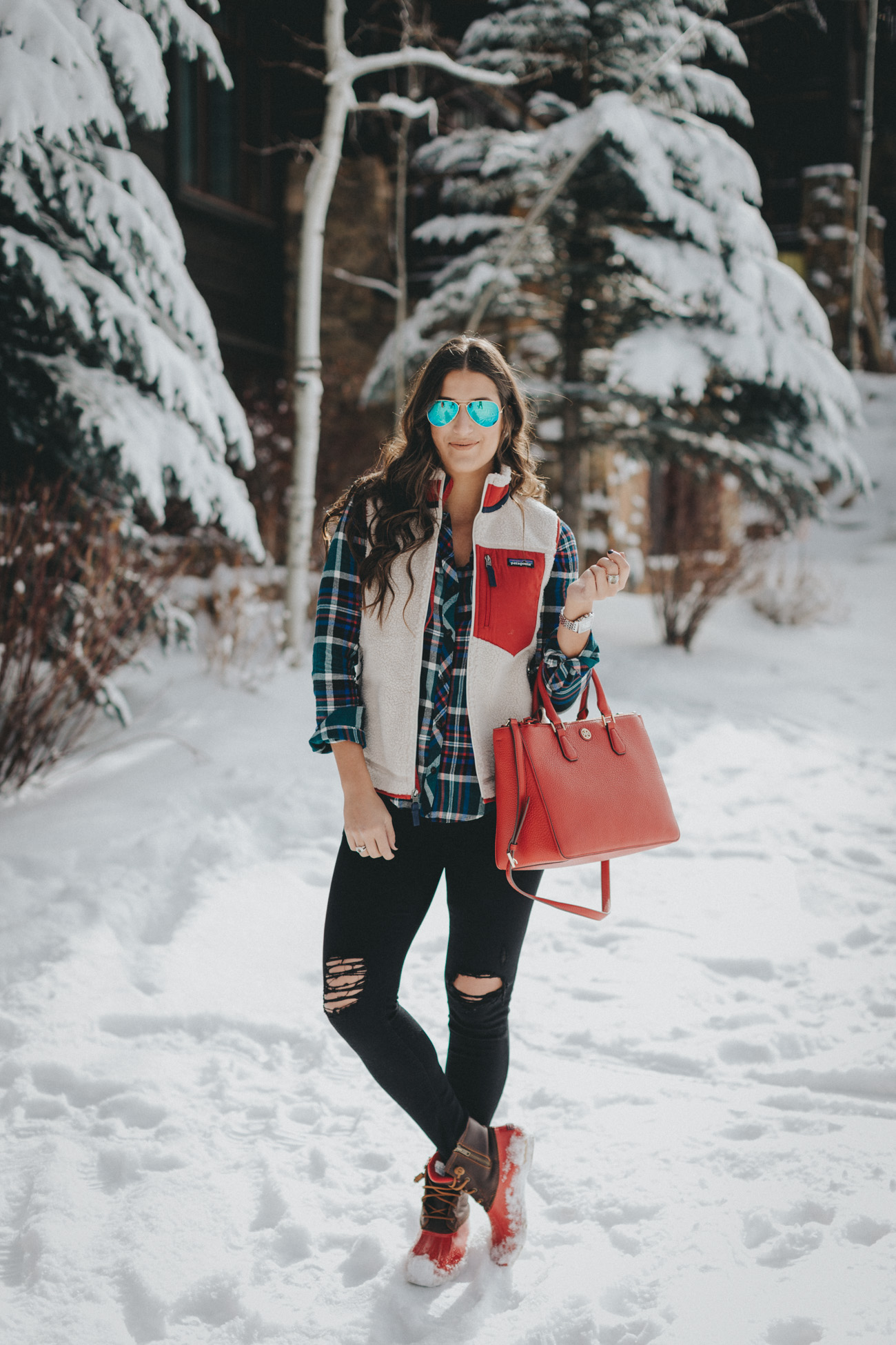 patagonia classic retro x fleece vest, patagonia vest, patagonia fleece vest, plaid flannel shirt, red duckboots, duck boots, bean boots, sperry duck boots, colorado style, snow style, snow outfit // grace wainwright a southern drawl