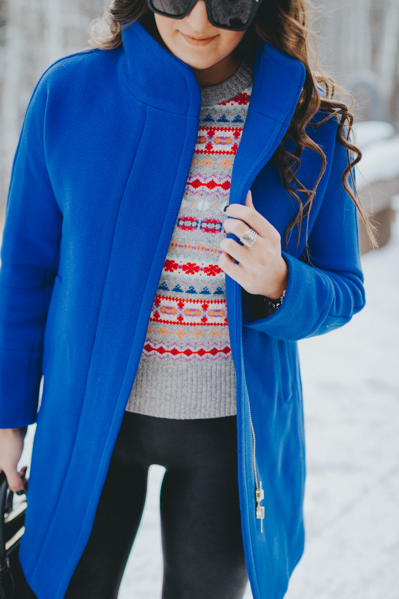 cobalt cocoon coat, j.crew cocoon coat, j.crew fair isle sweater, holiday fair isle sweater, hunter tour packable rain boot, colorado style, snow style, snow outfit, bachelor gulch // grace wainwright a southern drawl