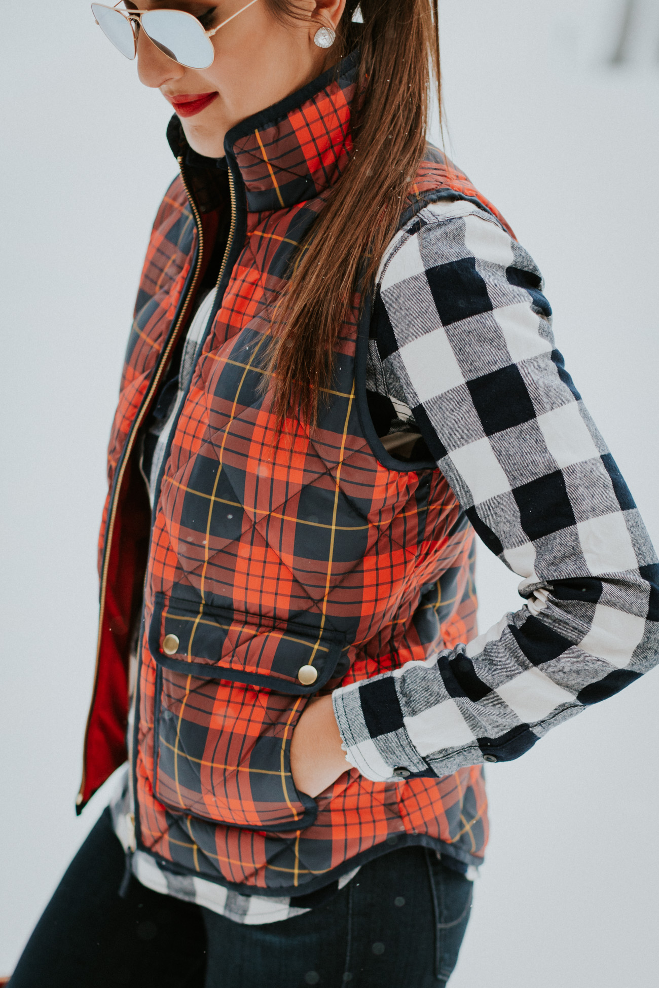 tartan plaid vest, buffalo check shirt, buffalo plaid shirt, buffalo check shirt jacket, j.crew plaid vest, j.crew excursion vest, red duckboots, red sperry duck boots, red sperry saltwater boots, holiday fashion, holiday style, holiday outfit, snow outfit, vail colorado, red tory burch tote // grace wainwright a southern drawl