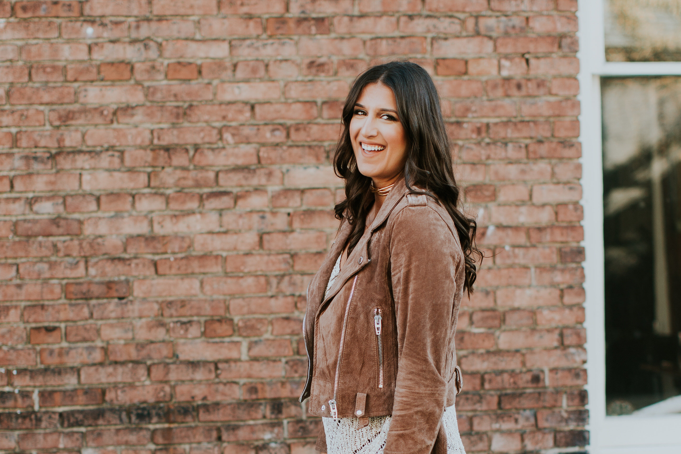 beige sleeveless sweater, free people busted skinny jeans, blanknyc moto jacket, suede moto jacket, neutral outfit, neutral winter outfit // grace wainwright a southern drawl