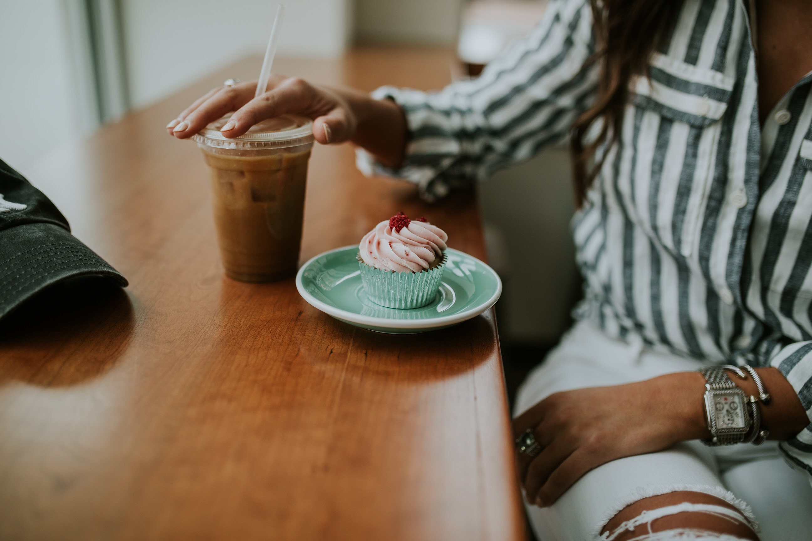 casual everyday outfit, allbirds wool runners, allbirds sneakers, j.crew stripe linen shirt, white distressed skinny jeans, distressed yankees baseball cap, press coffee shop louisville, louisville coffee shops, kentucky blogger, kentucky coffee shops, casual style, casual outfit // grace wainwright a southern drawl
