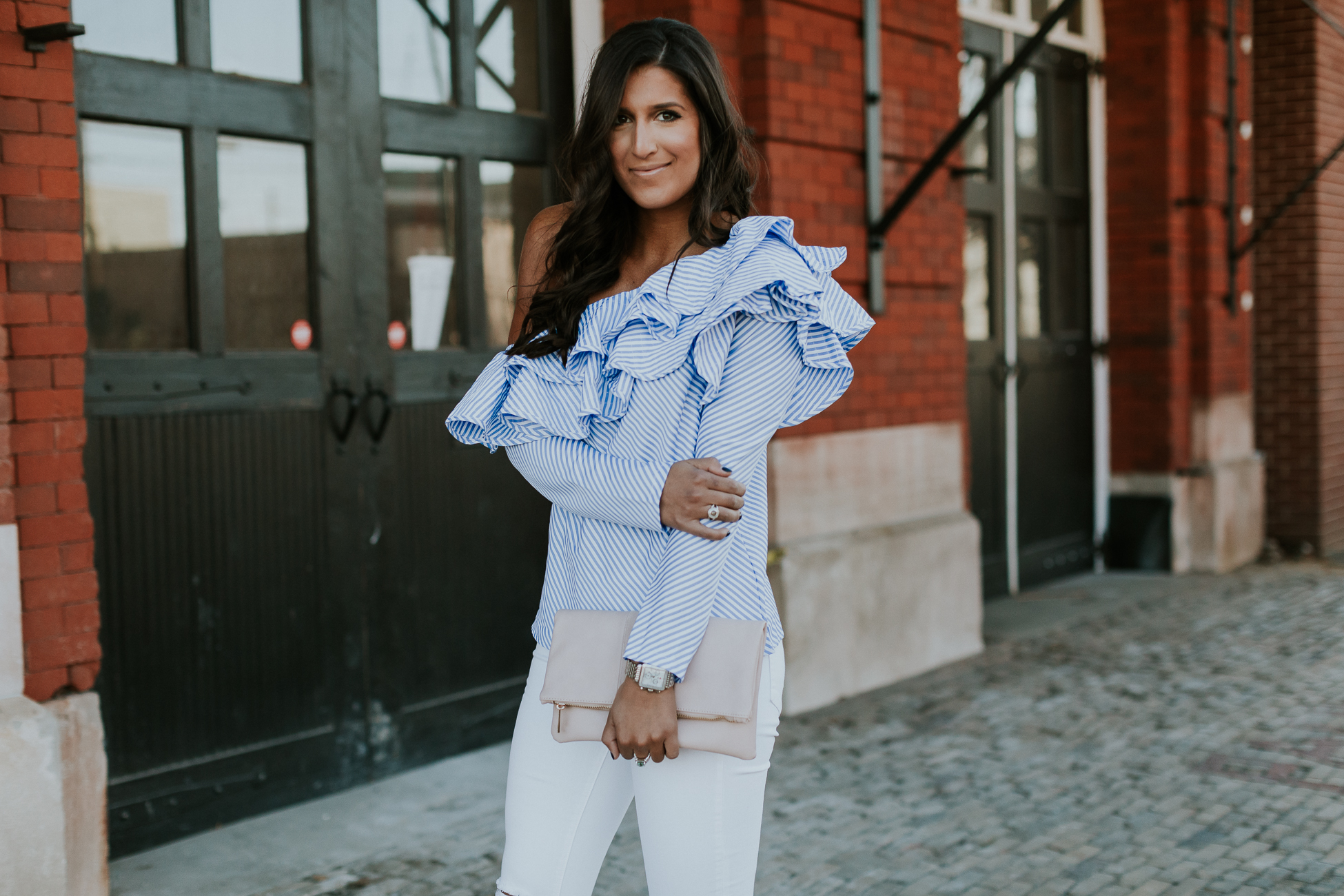 stripe ruffle top, white distressed skinny jeans, steve madden carrson sandal, nude pumps, suede pumps, blush pink clutch, foldover clutch, seersucker top, seersucker ruffle top, spring fashion, spring style, spring outfit, chicwish top // grace wainwright a southern drawl