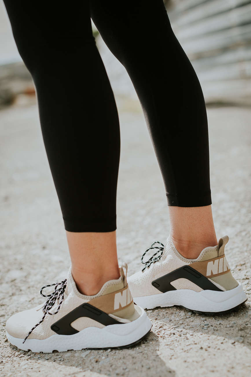 restjes lamp compressie Weekly Workout Routine: Nike Huarache Shoes | A Southern Drawl