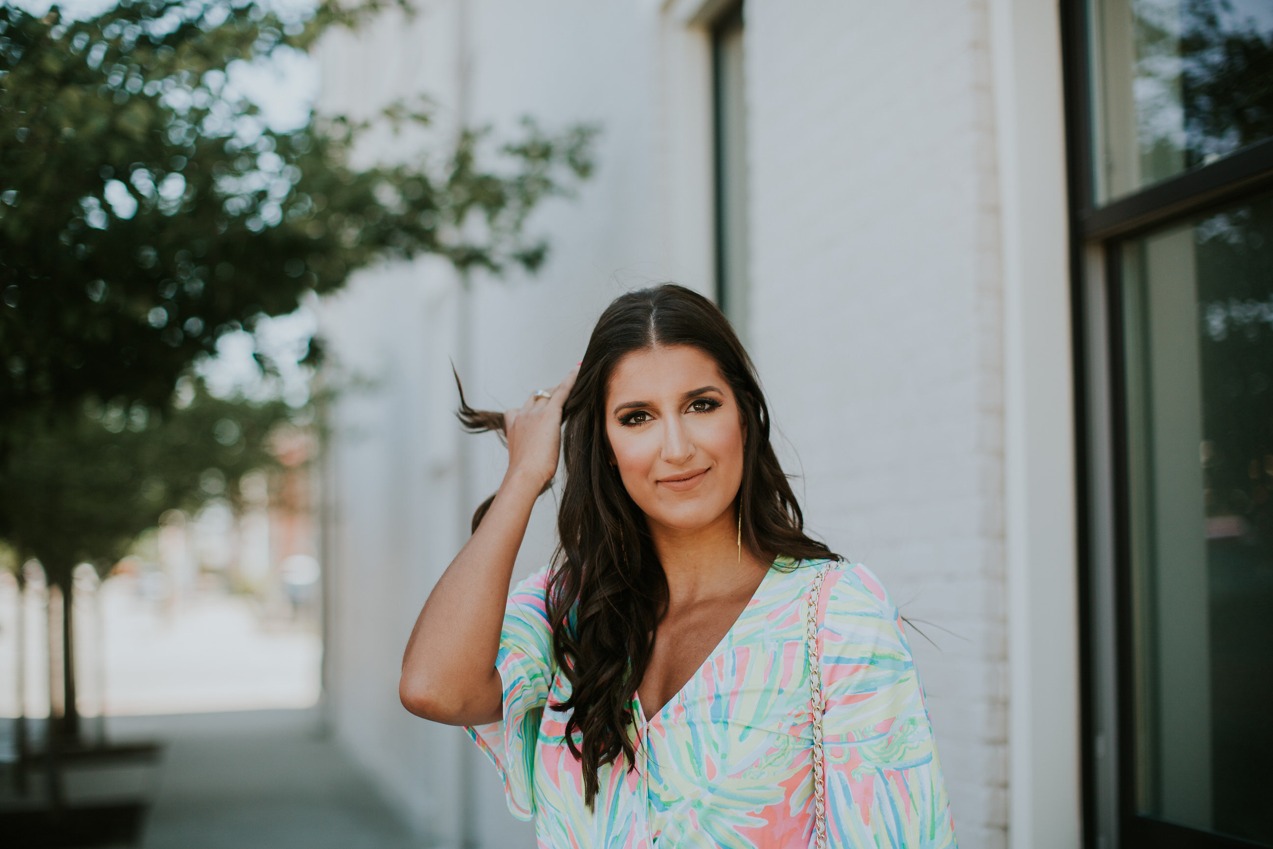 summer print romper, lilly pulitzer romper, lilly pulitzer madilyn romper, tory burch parker chain wallet, summer styles, summer outfit, summertime fashion, summertime prints, lilly pulitzer prints, lilly pulitzer promo, lilly pulitzer sale // grace wainwright a southern drawl