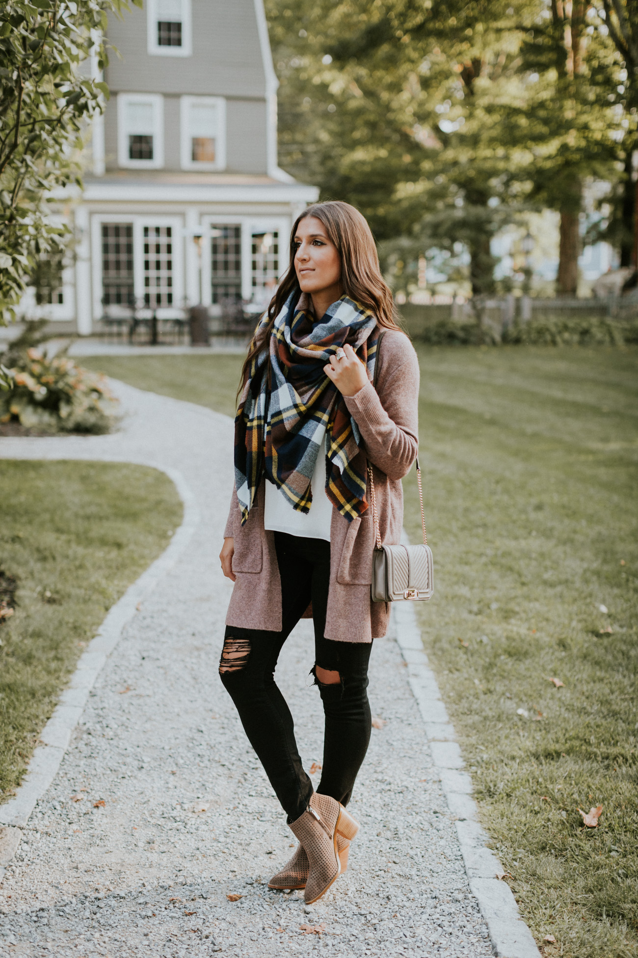 plaid blanket scarf, fall style, fall booties, new hampshire fall, vermont fall, new england fall, madewell cardigan, muave cardigan, fall plaid scarf, fall scarf, oversized scarf, fall inspo // grace wainwright a southern drawl