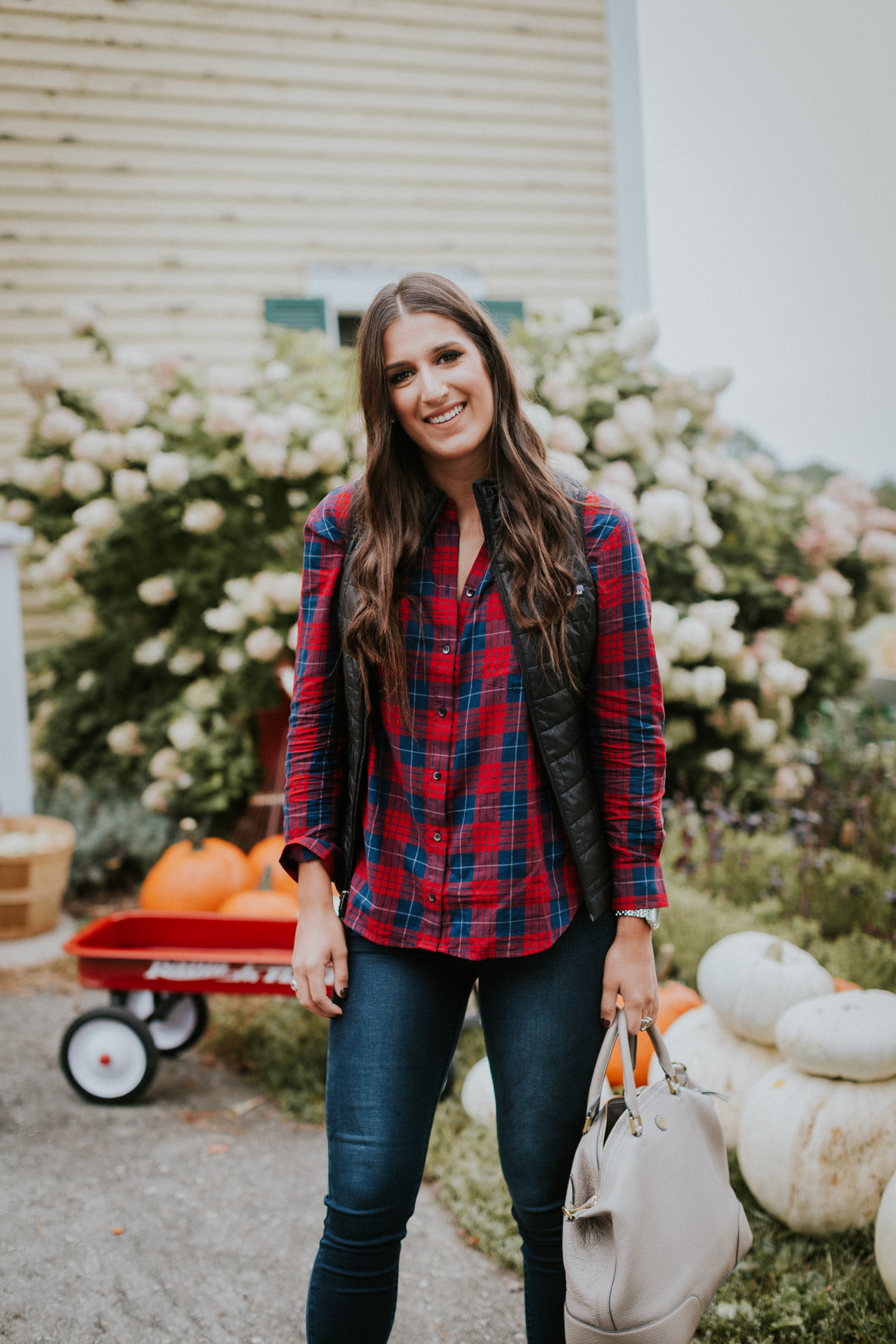 pumpkin patch outfit, sperry duckboots, new hampshire pumpkin patch, fall outfit ideas, fall fashion, patagonia nano puff vest, bean boots, duck boots, tory burch purse, new england outfit, preppy fall outfit // grace wainwright a southern drawl