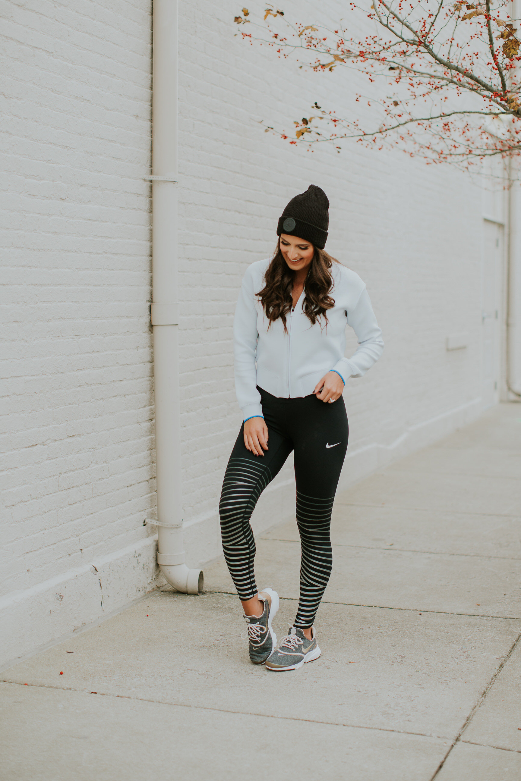 nike gift guide, nike activewear, nike air presto sneaker, nike holiday gift guide, christmas gift guide, nike beanie, nike hat, nike jacket, nike epic lux leggings, nike athleisure, a southern drawl fitness, fitspiration, leg workout guide // grace wainwright a southern drawl