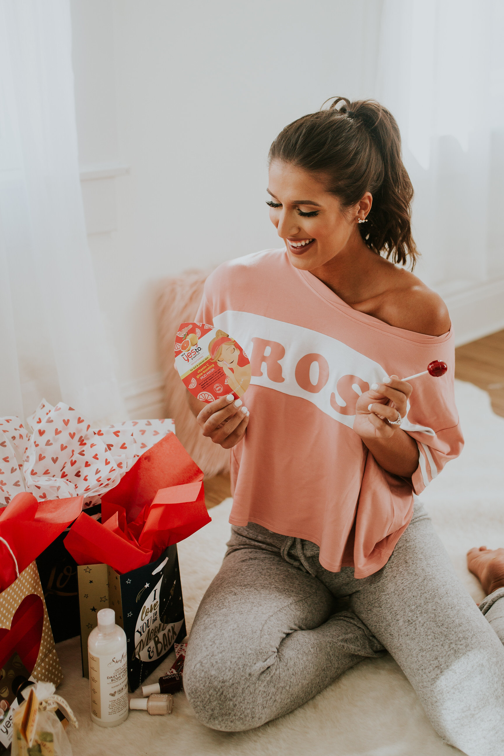 galentine's day gifts, walmart gift guide, walmart valentine's day, galentine's day, galentine's gifts, galentine's gift guide, valentine's day gift guide // grace wainwright a southern drawl