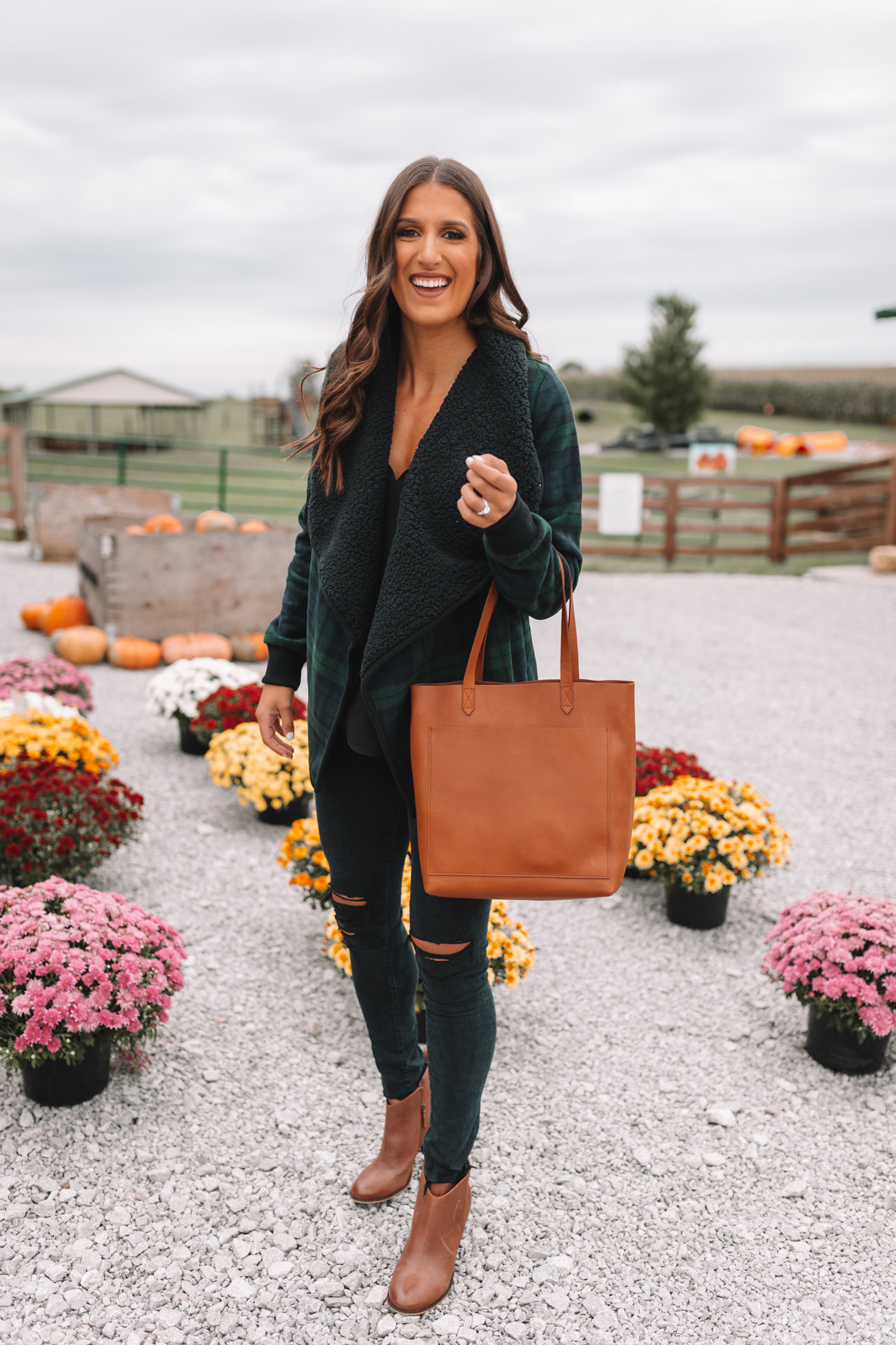 sherpa open cardigan, abercrombie sherpa pullover, abercrombie sherpa cardigan, fall style, fall fashion, fall outfit, pumpkin patch outfit, cute fall outfit, cute fall cardigan // grace wainwright grace white a southern drawl