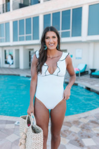 one ocean resort and spa, jacksonville florida resorts, atlantic beach hotels, florida hotels, florida trip, jacksonville stays, bikini style, vacation style, vacation getaway // grace white a southern drawl